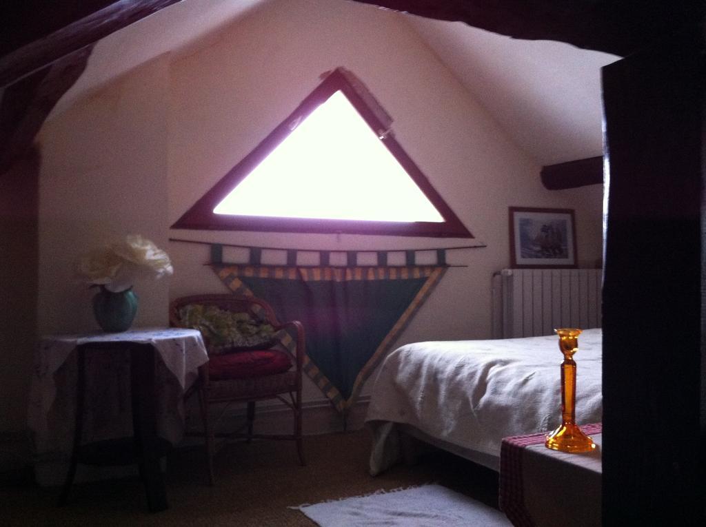 La Rolandiere Faverges-de-la-Tour Bilik gambar